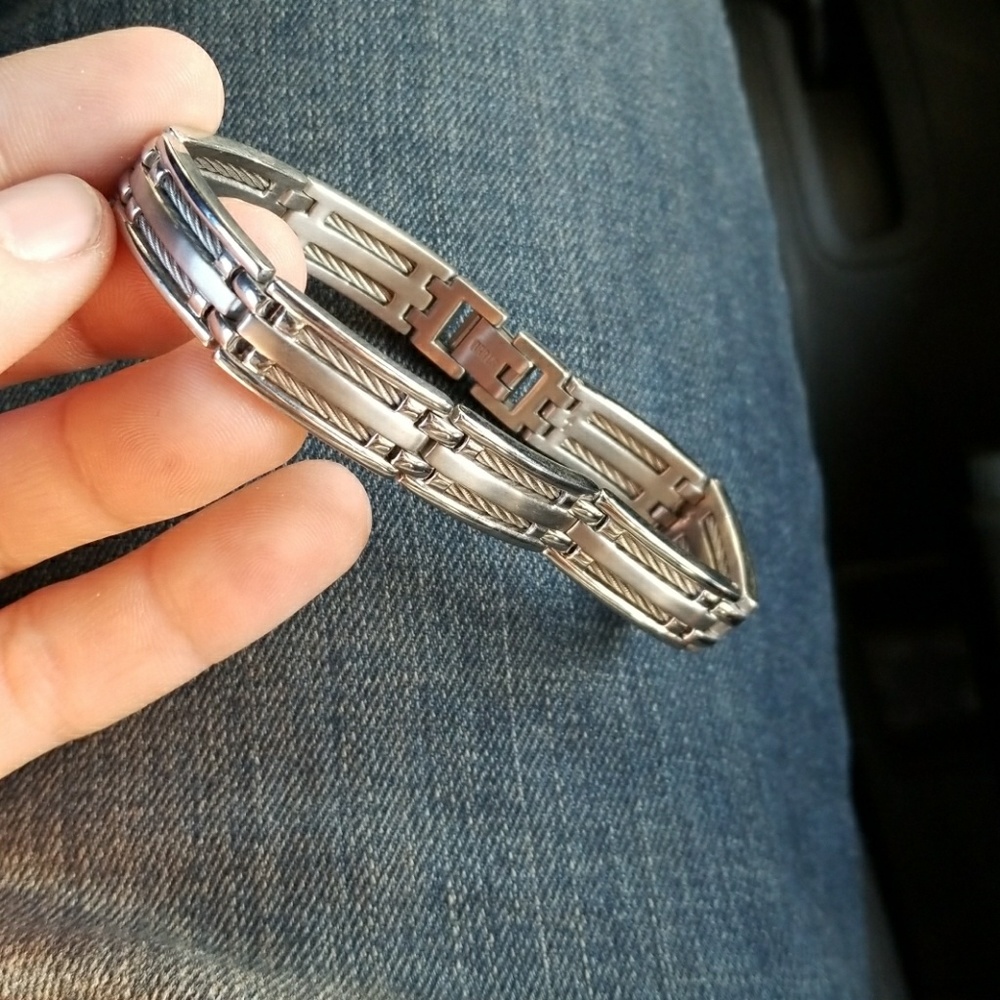Steel Bracelt